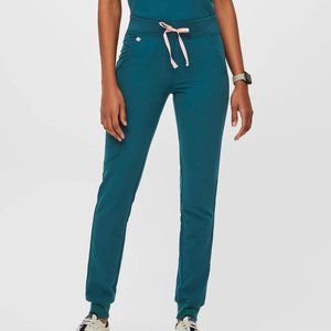 Caribbean Blue Zamora - Petite Jogger Scrub Pants